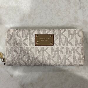 Michael Kors Beige Logo Wallet